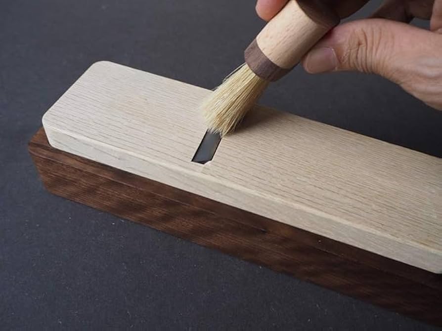 出品15日まで 台屋　木製 かつお節削り器　かつばこブラシ 台屋/かつばこブラシ -削り器の中に収納できる、お掃除用ブラシ